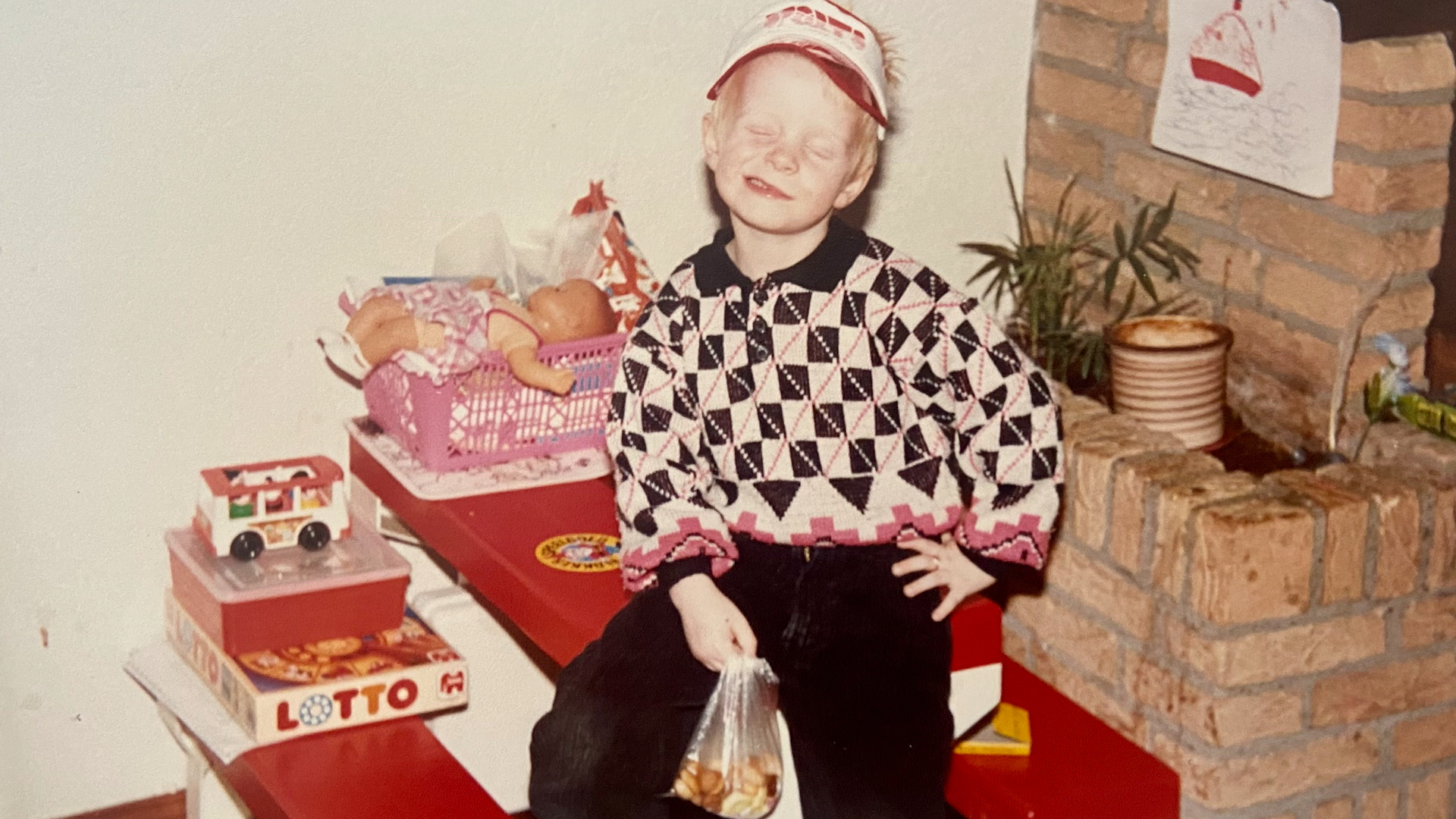 Young Stefan Smulders with breads